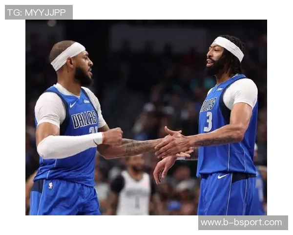 独行侠积极探索交易浓眉克莱加福德与拉塞尔的可能性