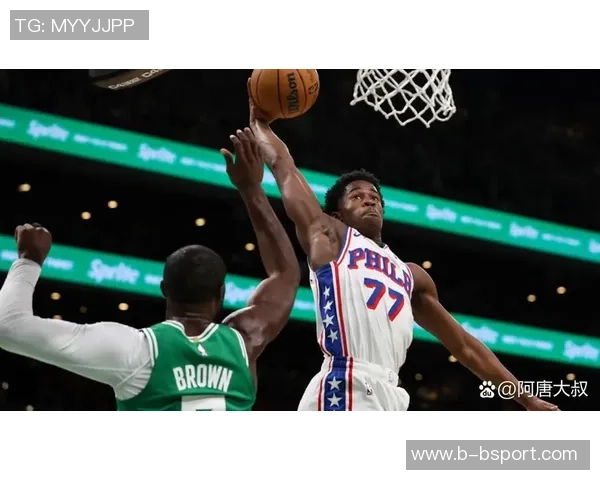 埃奇库姆表现低迷11投仅1中仅得5分3板7助攻引发热议