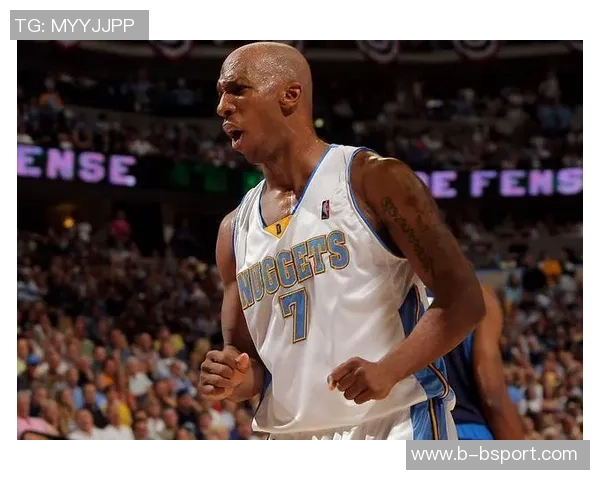 比卢普斯谈季前赛首发轮换希望球迷理性解读球队策略