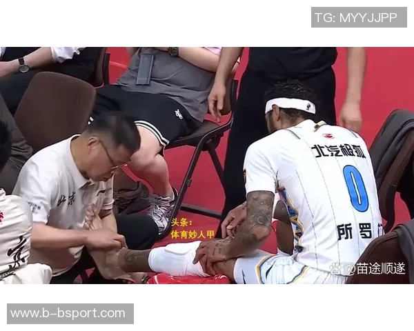 锡安因左脚骨挫伤缺席训练透露落地时踩到对手脚上并无大碍