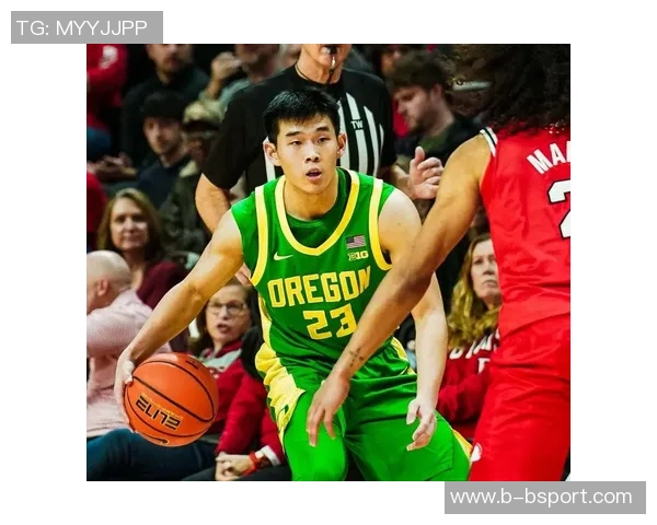 俄勒冈主帅对林葳表现出真诚喜爱与耐心进步显著引媒体关注